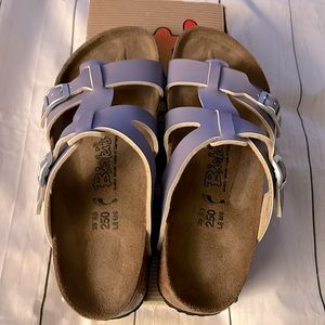 Birkenstock Birki’s Nias new with box no tags